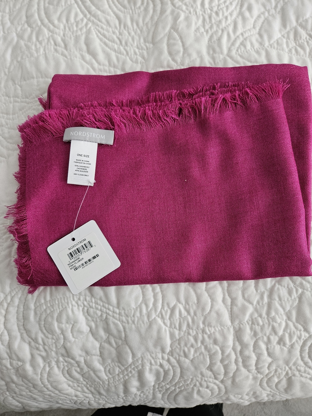 Nordstrom Hot Pink Magenta Eyelash Fringe Cashmere Silk Scarf